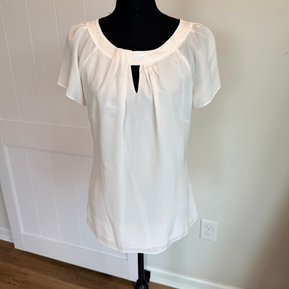 White House Black Market Silk Sequin Keyhole Blouse White Size M Short Sleeve